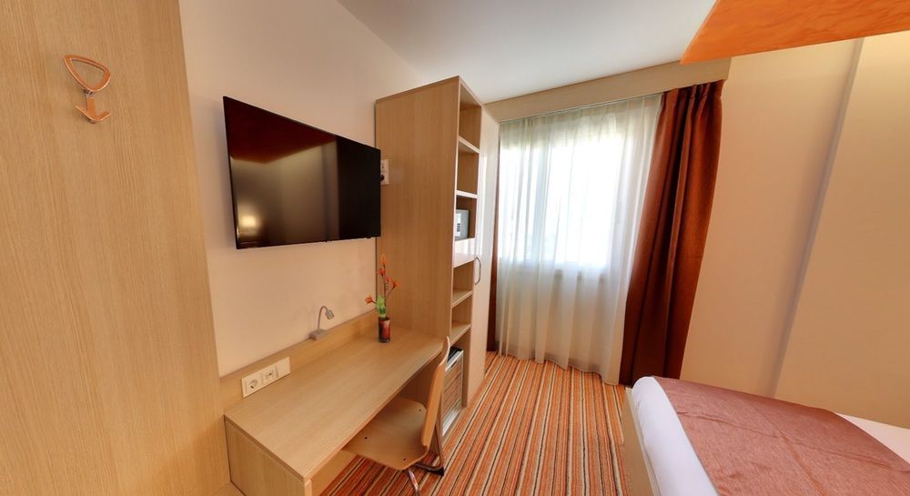 Hotel Hani Algiers Екстер'єр фото